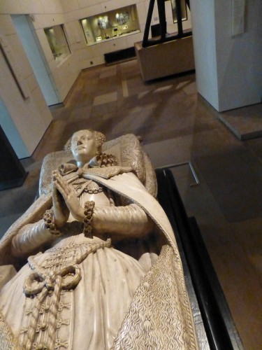 Mary Queen of Scots replica sarcophagus 